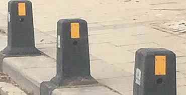 30 X 30 Reflektörlü Dikili Sınır Elemanı (Siyah Mineral Yüzey)